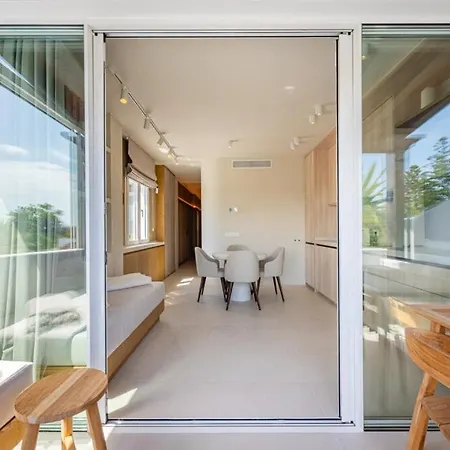 Penthouse Puente Ref #105 * Marbella
