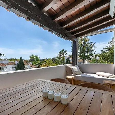 Penthouse Puente Ref #105 Marbella