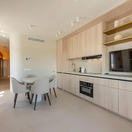 Penthouse Puente Ref #105 Apartment