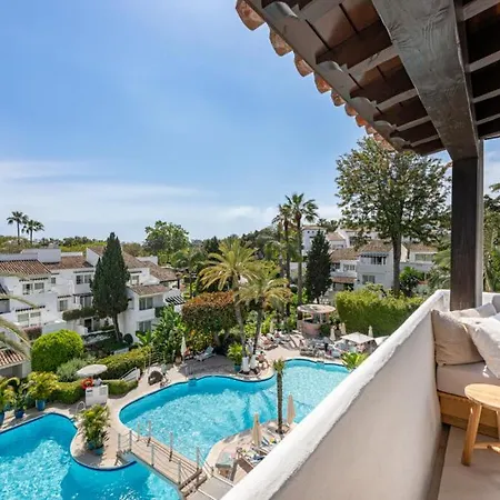 Apartment Penthouse Puente Ref #105